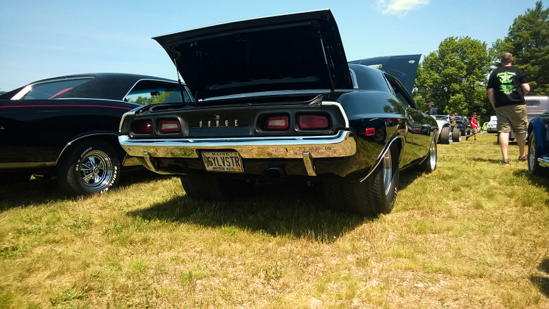 Illustration for article titled Pictures From a Local Car Show
